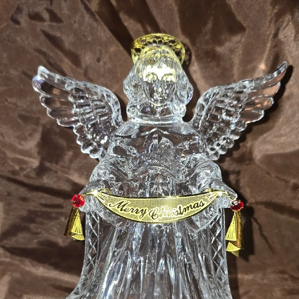 Christmas Angel Tree Topper - Picture 2 of 6